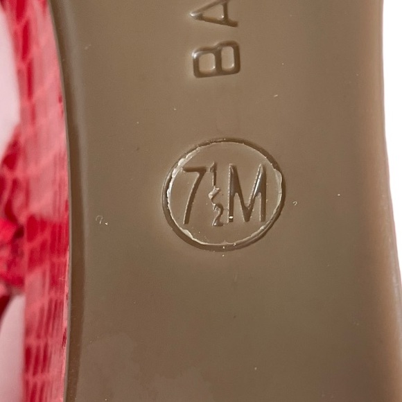 NWOT Bandolino “Tilly 3” Embellished Strap Sandal - Picture 7 of 10